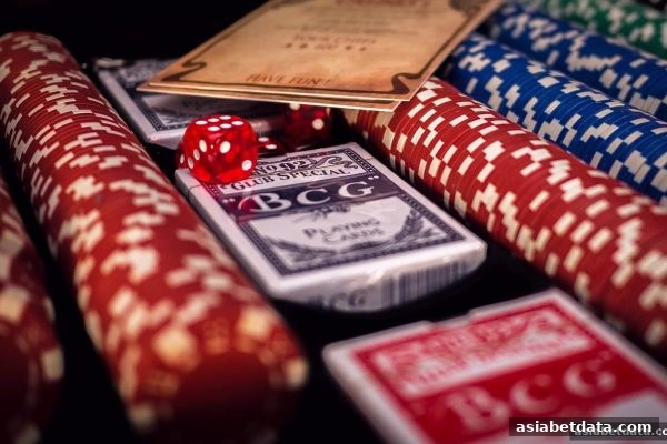 亚洲博彩网站推荐：LEAP电子真人骰宝深度解析与现金棋牌玩法指南