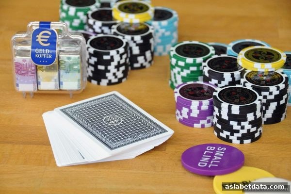 亚洲博彩网站龙虎玩法全方位剖析：胜率揭秘与投注策略精讲