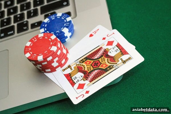 亚洲博彩网站骰宝玩法全攻略：避开概率陷阱与心态盲区