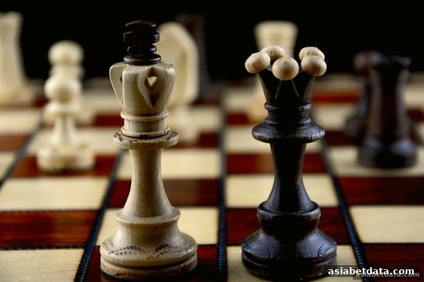 亚洲博彩网站实战指南：扑克下注策略与资金心理管理，助您理性娱乐